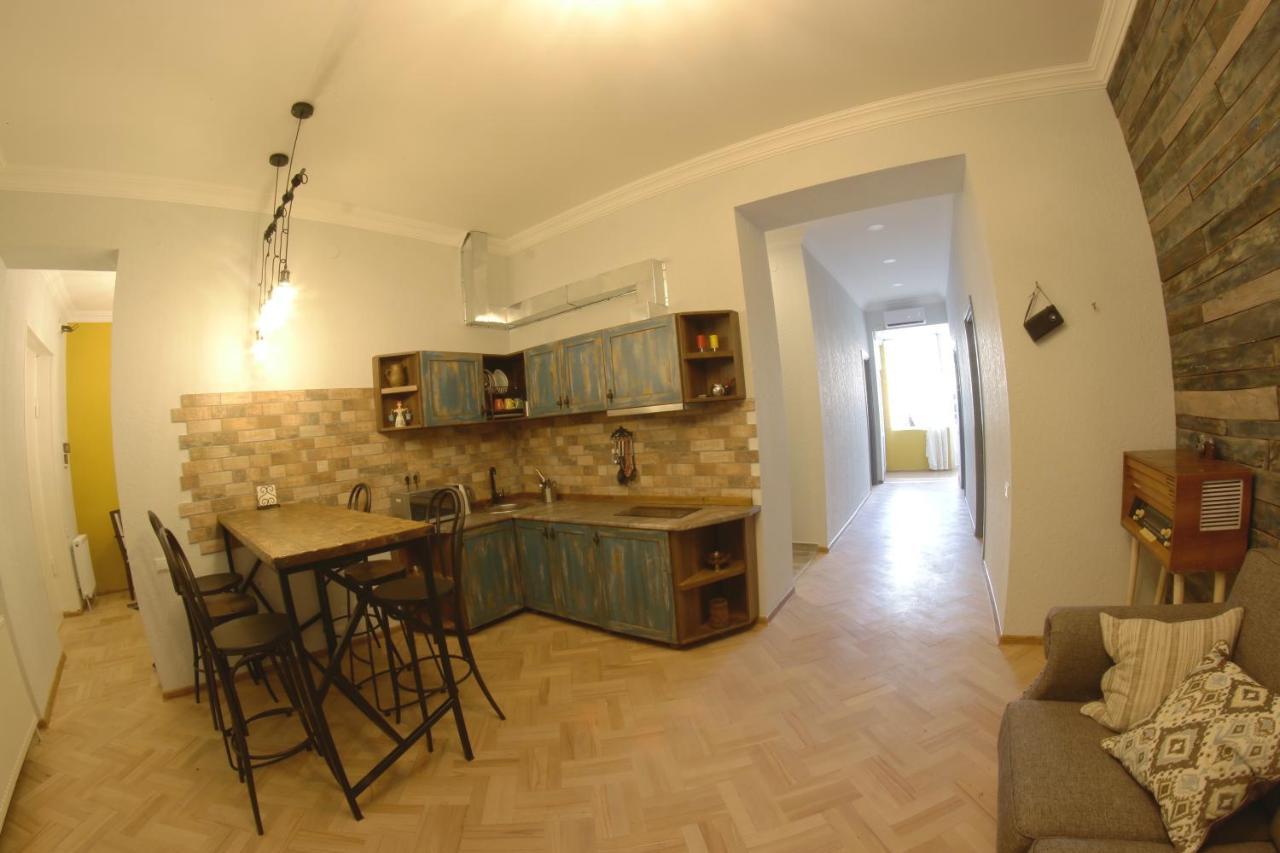 Hostel Nomad 第比利斯 外观 照片
