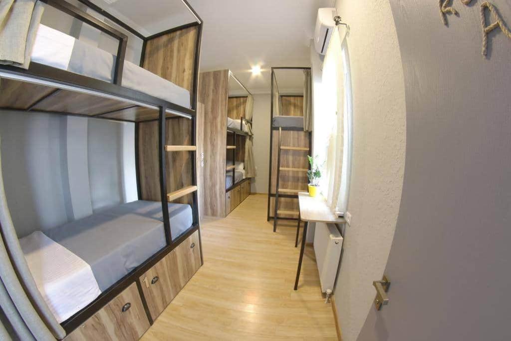 Hostel Nomad 第比利斯 外观 照片
